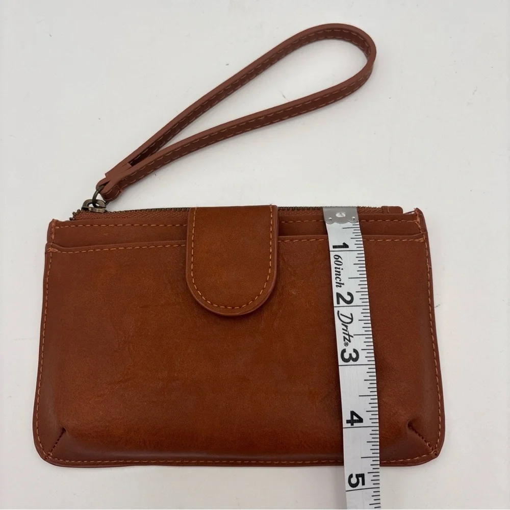 Universal Thread Brown Leather‎ Wristlet